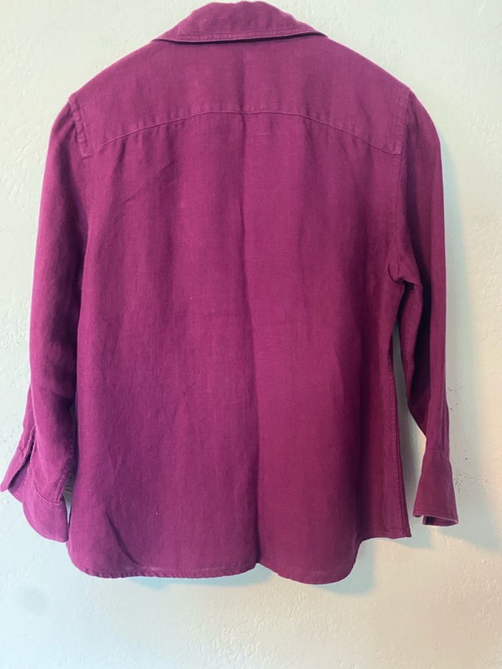 Ralph Lauren Women's Linen Button-Down Shirt in Berry Color - Picture 7 of 8